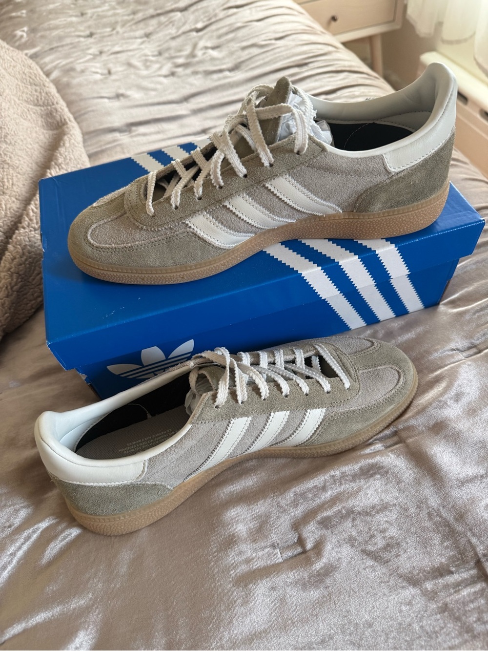 adidas women’s handball Spezial silver pebble gum